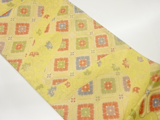 花菱に曲線・花唐草模様織出し袋帯